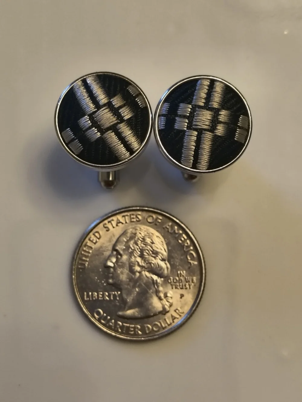 Men's Black and Silver Woven Vintage Pattern Cufflinks